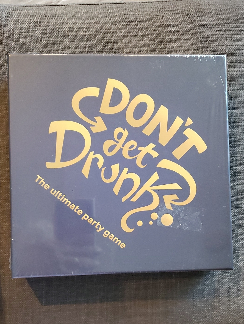 DON'T GET DRUNK - The Ultimate Party GAME w/16 red cups  NWOT